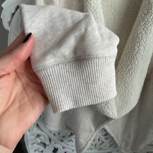 Hollister Fuzzy Open-front Cardigan - Picture 4 of 8